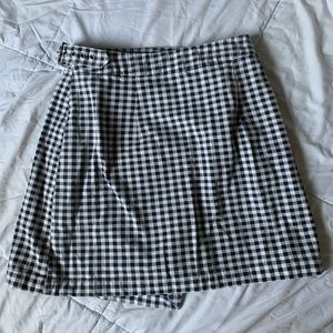 Black and white wrap around skirt